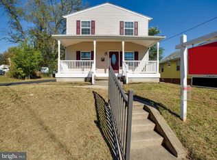 2016 Sulphur Spring Rd, Halethorpe, MD 21227