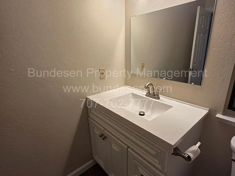 27 Arbor Ct — Photo 6