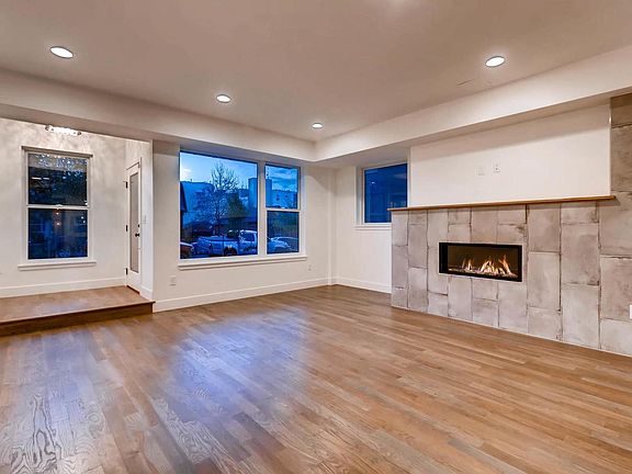 4th image of 2544 N Clarkson St