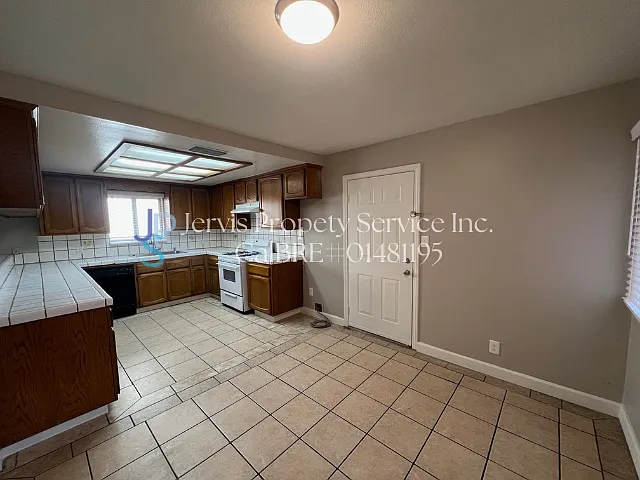 7262 Benares St — Photo 3