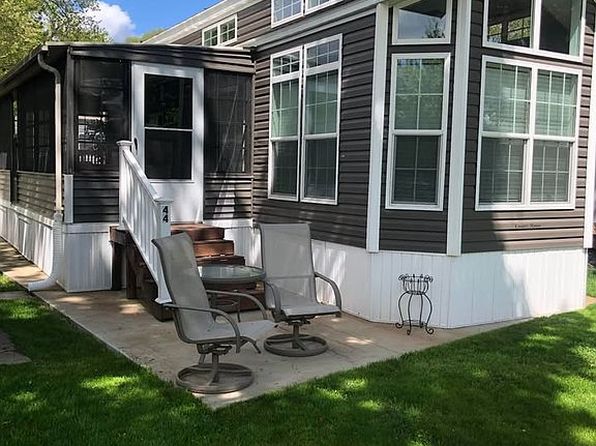 363 W Lake St #44