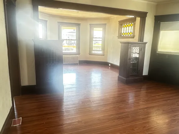 44 Plantation St, Worcester, MA 01604
