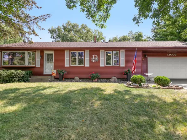 13009 Welcome Ln, Burnsville, MN 55337