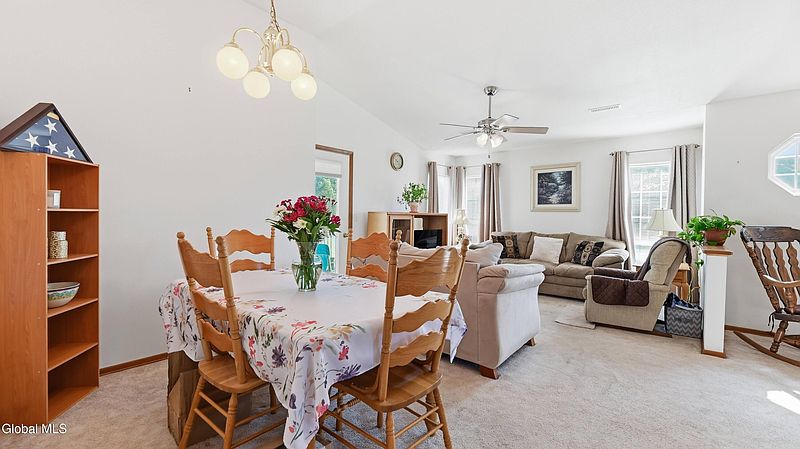 5th image of 824 Ridge Circle