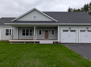 46 Pebble Ct #11, Barrington, NH 03825
