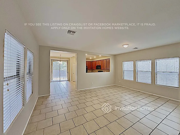 22194 S 211th St — Photo 4