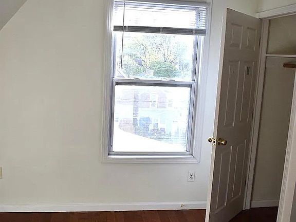 4th image of 1672 N Humboldt Ave #3