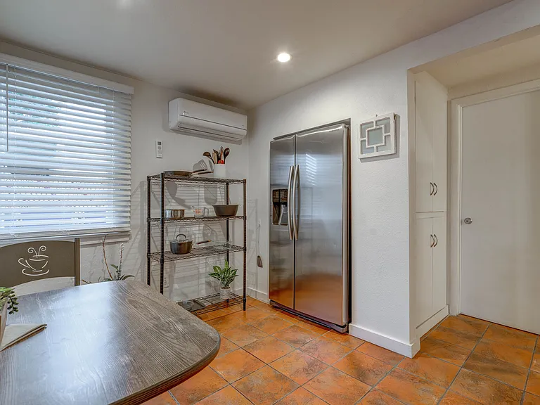 3300 E Bellevue St #1 — Photo 6