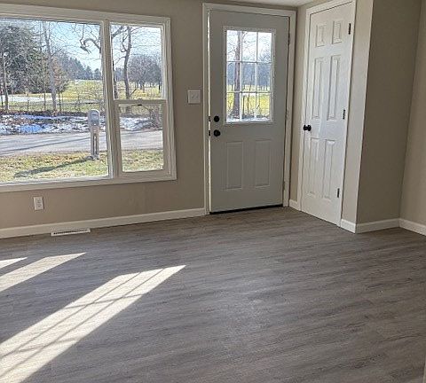 4th image of 640 Hanna Rd