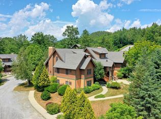 28 Carriage Ln #E2, Proctorsville, VT 05153