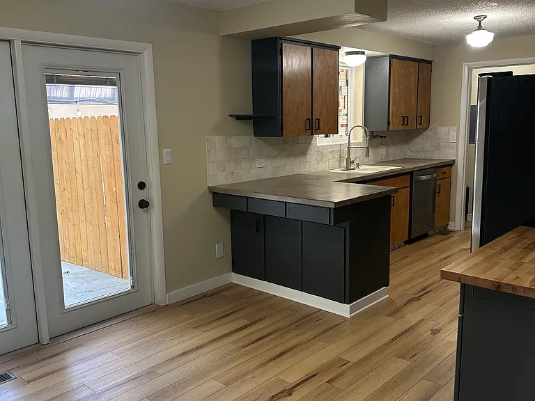 624 S Lawrence Ave #A — Photo 4