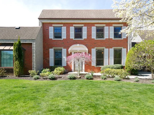 113 Harbour Lane, Bay Shore, NY 11706