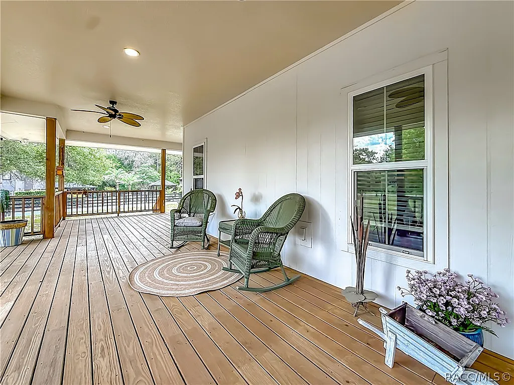 4 bed, 3.0 bath, 2677 sqft, $3,000 — Photo 4