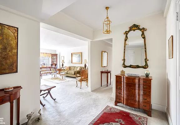 5th image of 35 Park Ave APT 14C