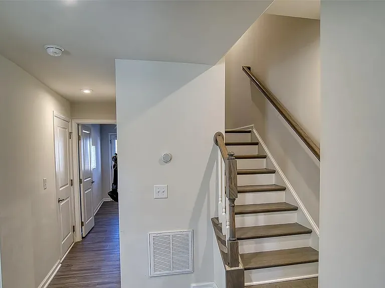 10840 Overlook Mountain Dr — Photo 7