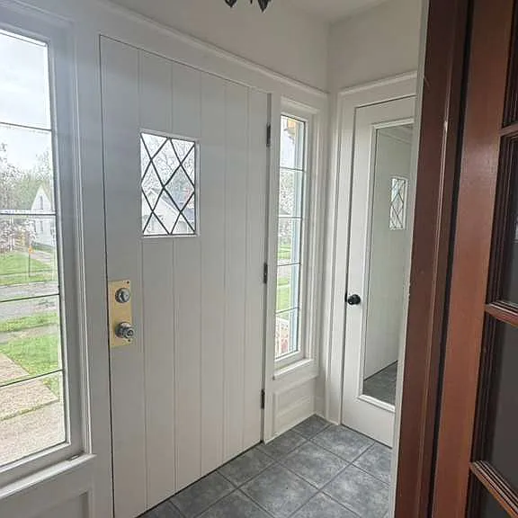 10006 Plymouth Ave — Photo 3