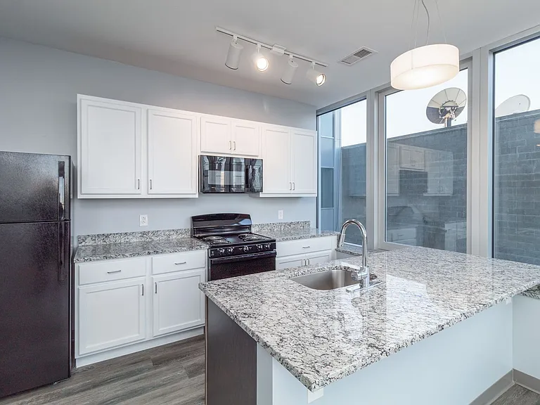 3101 Euclid Ave — Photo 26