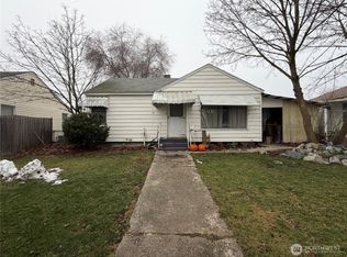 4811 N Oak St, Spokane, WA 99205