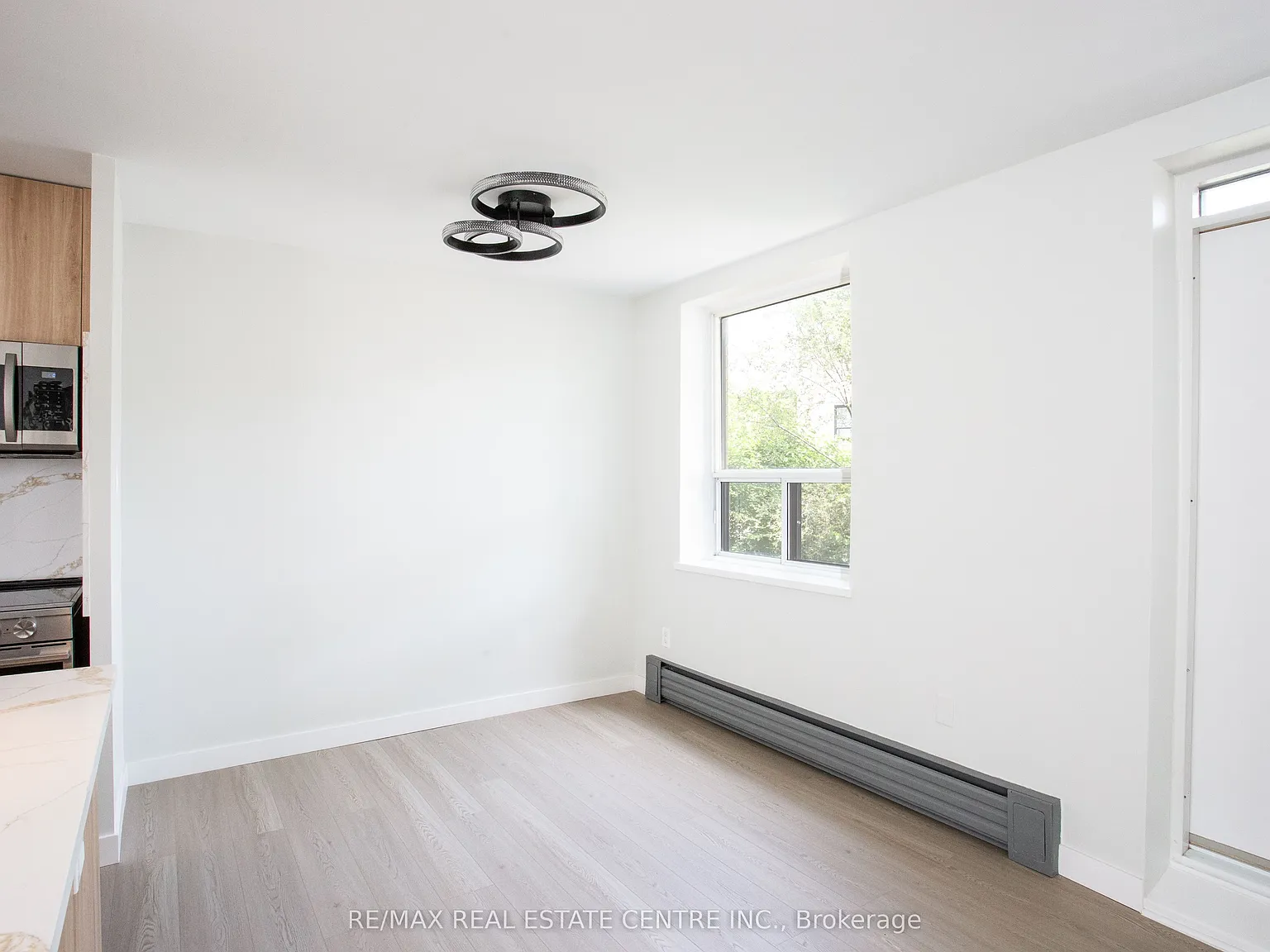 2 bed, $2,450 — Photo 4
