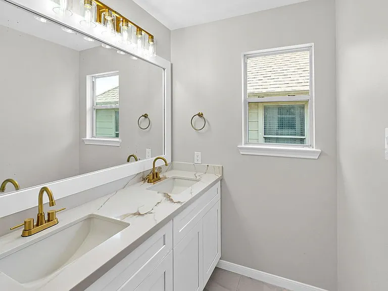 22206 Bridgestone Pine Ct — Photo 11