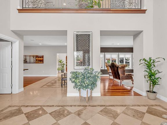 3rd image of 1850 Kickapoo Ct