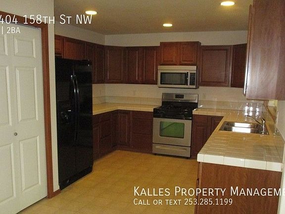4th image of 17404 158th St NW