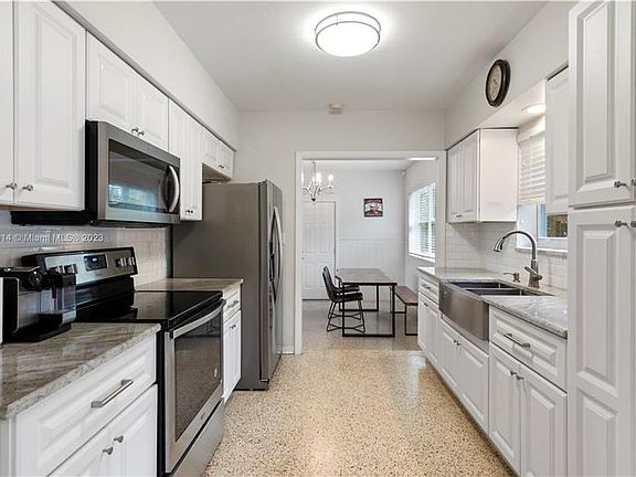 3rd image of 11795 N Miami Ave #11795