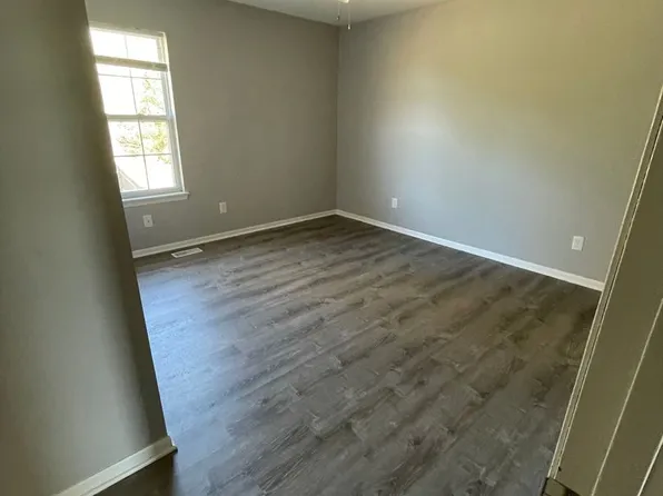 655-657 W. Country Squire Ct., 655-657 W Country Squire Ct #655, Columbia, MO 65202