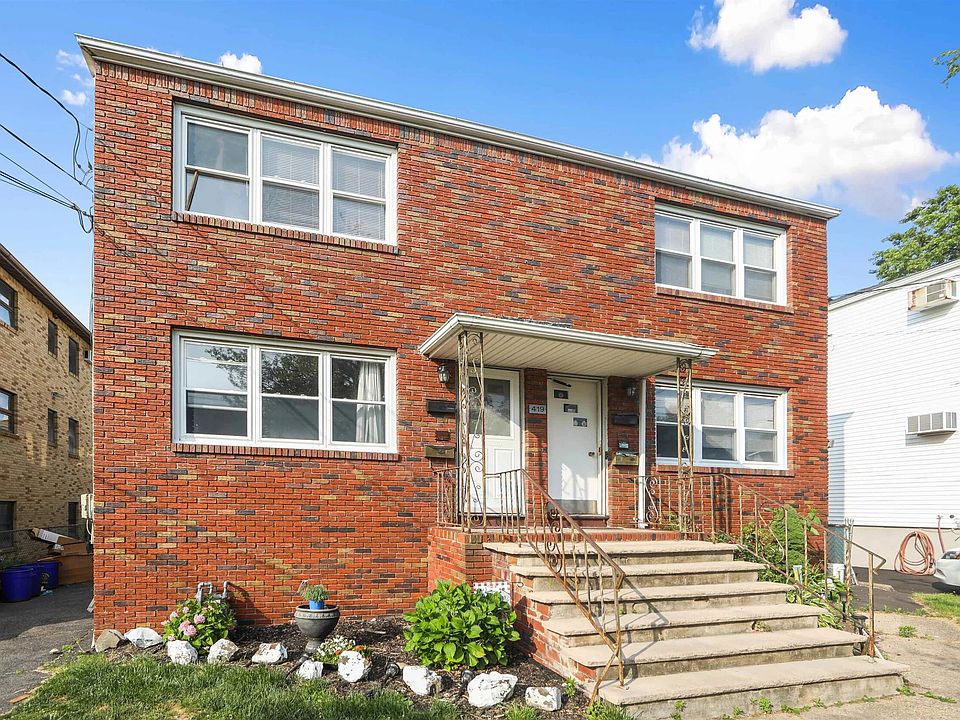 1st image of 419 New York Ave #2L