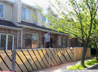 408 Arthur Kill Rd, Staten Island, NY 10308
