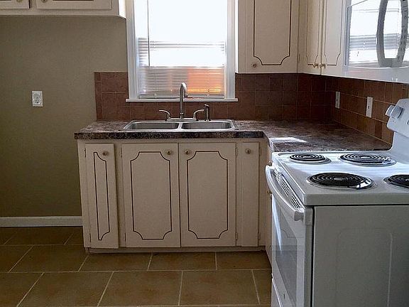 4th image of 1314 NW Bessie Ave