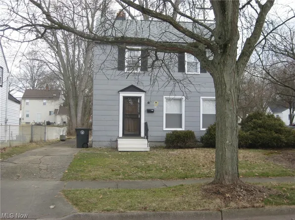 1145 Orlando Ave, Akron, OH 44320