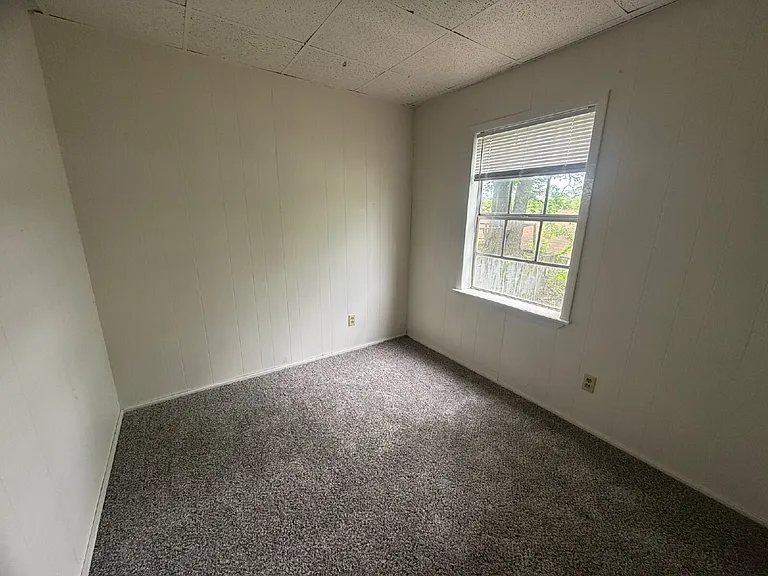 813 N University St #3 — Photo 4