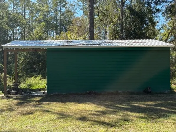 2928 SE Ebenezer Rd, Lake City, FL 32025
