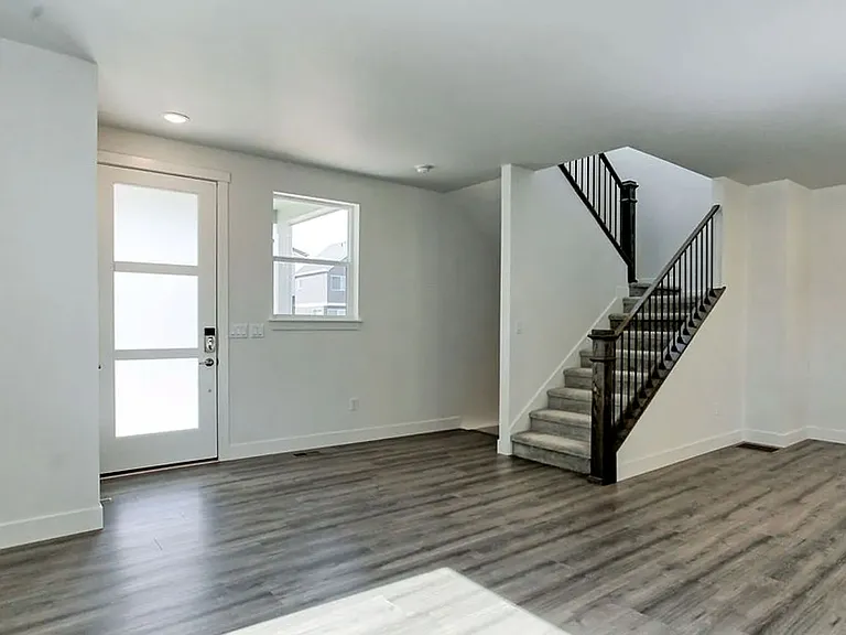 4924 Brule Dr — Photo 4