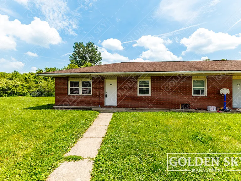 212 S Keystone Cir — Photo 1