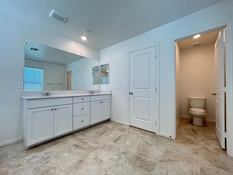 2677 Gallarate Dr — Photo 18
