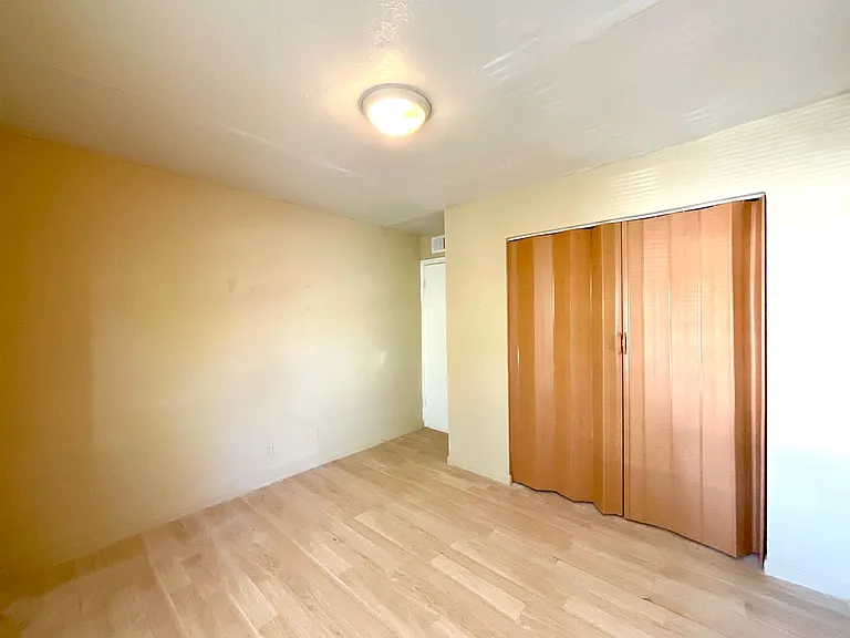 7042 Glen Mist — Photo 24