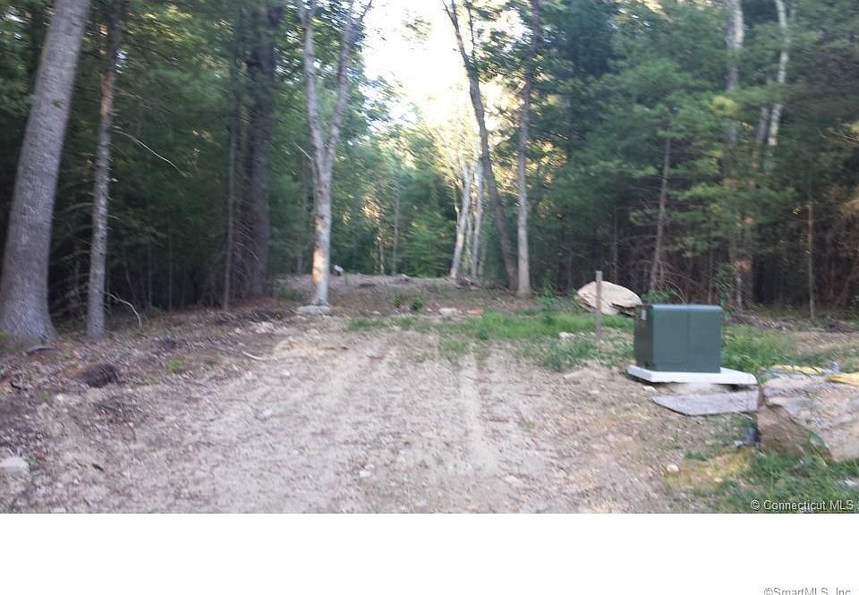 2nd image of 537 Cindy Way