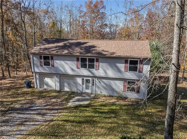 377 Rose Marie Ln, East Stroudsburg, PA 18302