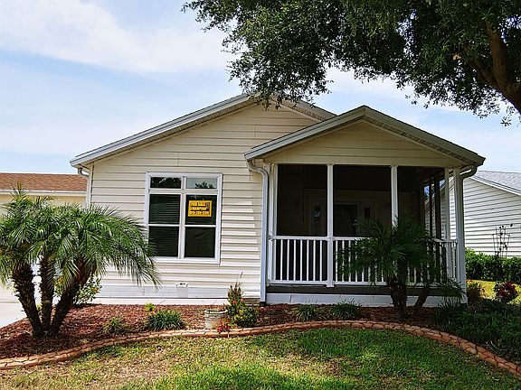 2nd image of 2902 Pier Dr