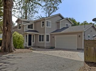 1174 Hawthorne St, Montara, CA 94037