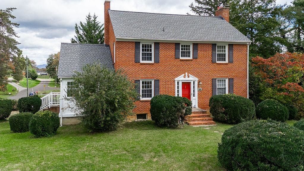 2061 Chase Ave, Waynesboro, VA 22980 MLS 657959 Zillow