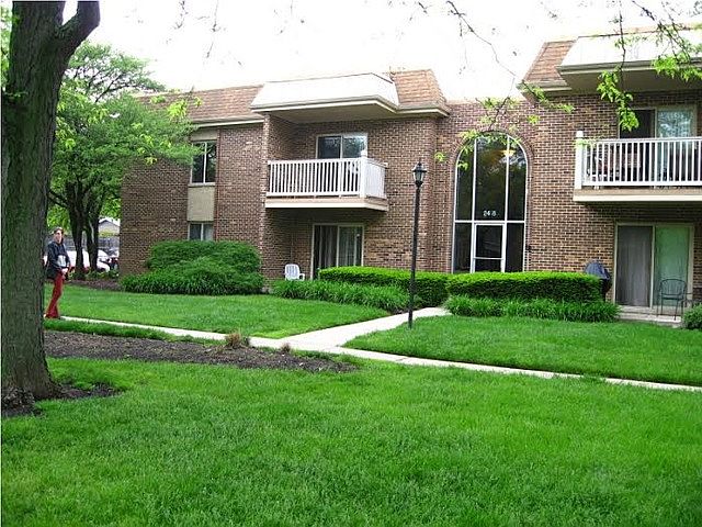 1st image of 2418 N Kennicott Dr APT 2A