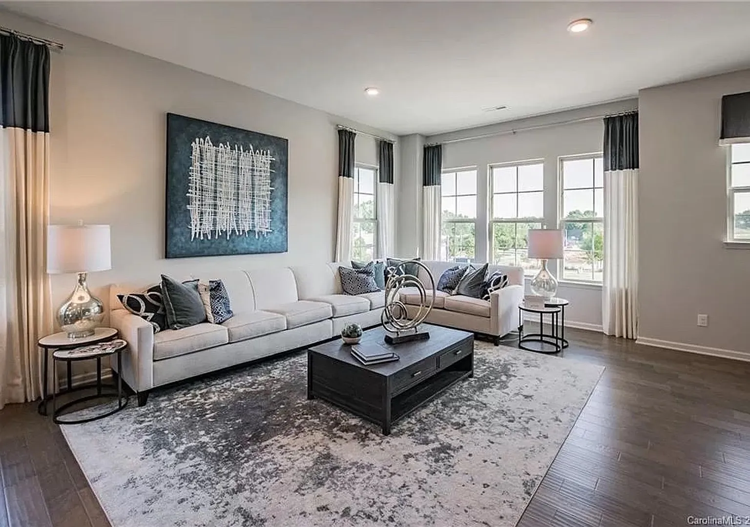 Room in 3 Bedroom Townhome at Ainslie Downs St — Photo 2