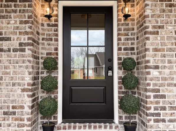 10 Honeysuckle Dr, Claxton, GA 30417