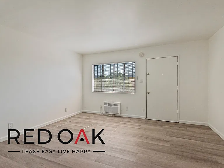 13311 Maclay St #10 — Photo 4