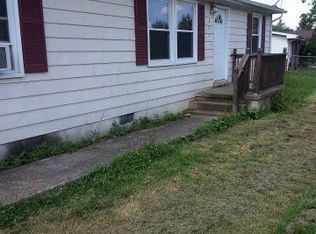 351 Fair St, Pounding Mill, VA 24637