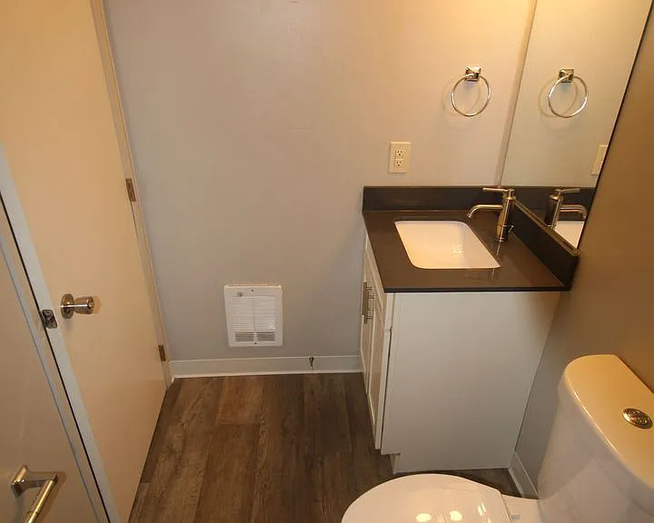 Cascade Court Apartments — Photo 6
