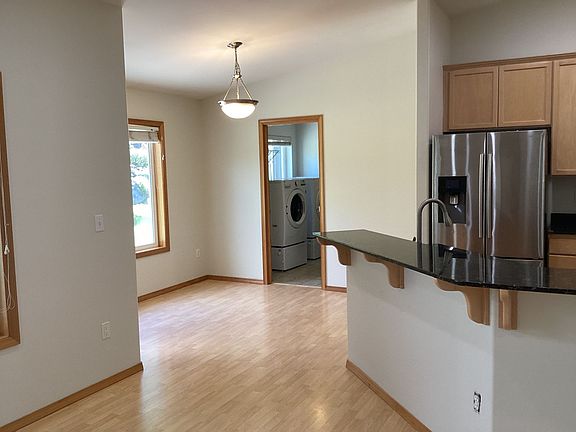 4th image of 5005 64th Ave NE